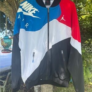 Vintage Nike AirJordan Flight, color block windbreaker. Men's size medium.